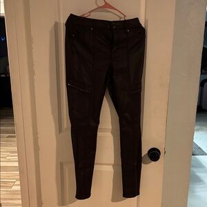 White House Black Market Black Skinny Pants